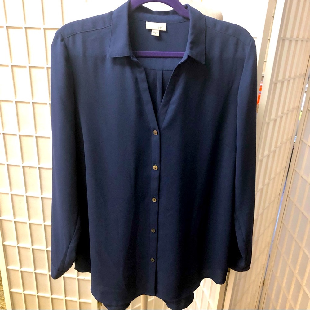J JILL blue blouse in new condition. Perfect for work or going out. Size M NWOT - Picture 2 of 10